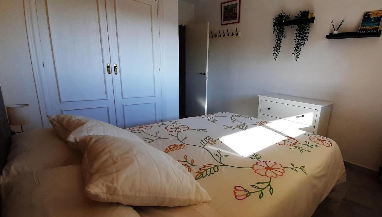 Апартаменты Fantastico Apartamento En La Carihuela Торремолинос Экстерьер фото